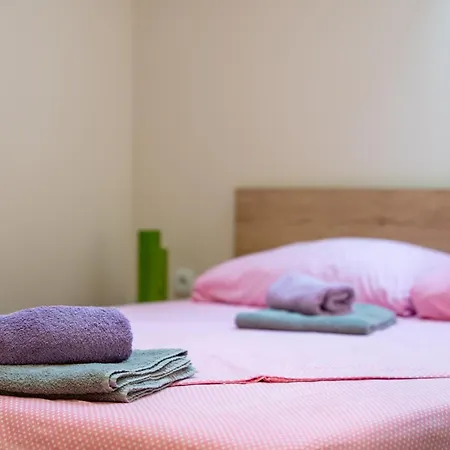 Ivana Elza Apartamento *