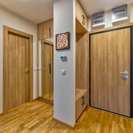 Ivana Elza Apartman *